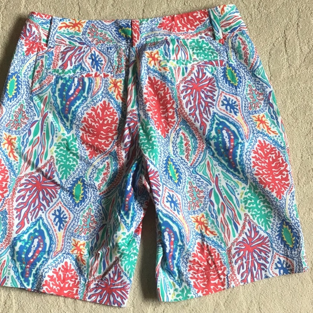 Colorful Patterned Women's Shorts - Picture 5 of 6